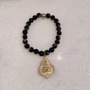 🔸NWT🔸 Faceted Agate Beaded Bracelet with Tibetan Vintage Charm